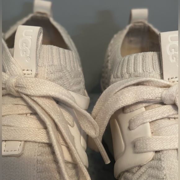 Ugh Tennis Shoes - Picture 8 of 9